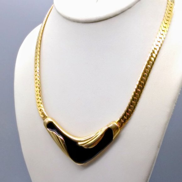 Chic Vintage Crescent Necklace, Gold Tone Herringbone Chain Choker with Black En - Picture 1 of 4